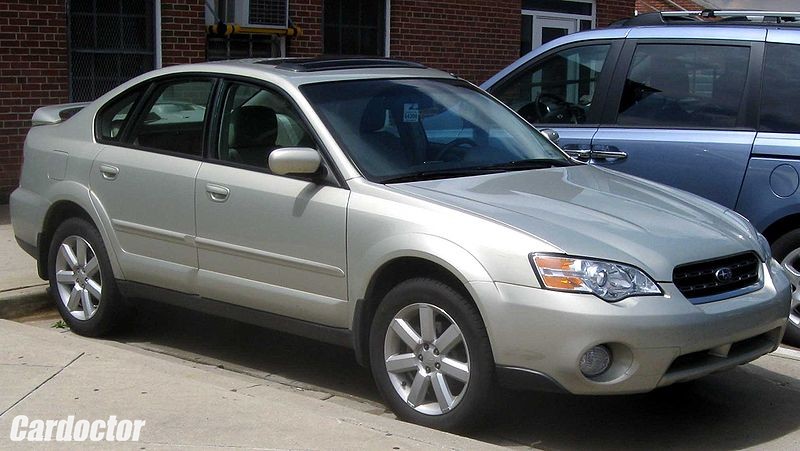 3-р үеийн Subaru Outback Limited sedan (Америк)